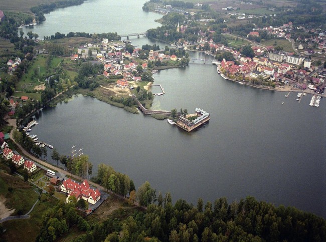 Озеро Снярдвы - самое крупное и чистое озеро Польши