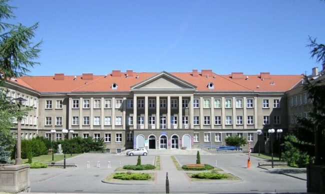Варминско-мазурский университет в Ольштыне 
