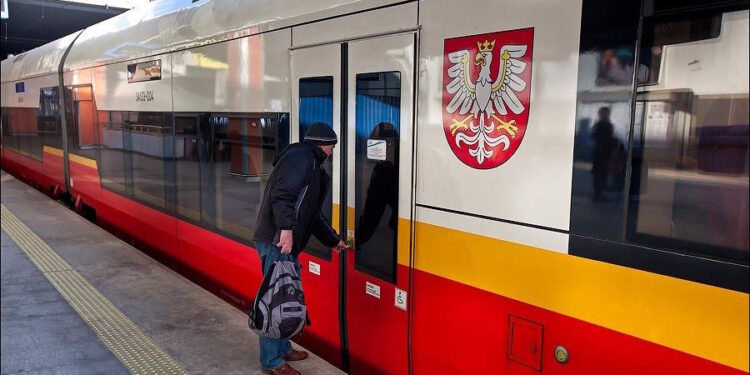 Общественный городской транспорт в Польше - StudentPortal