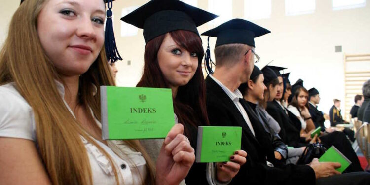 Самостійний вступ іноземців до ВНЗ Польщі - StudentPortal