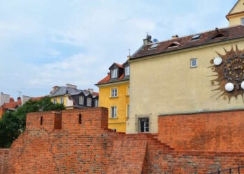 Мазовецьке воєводство - StudentPortal