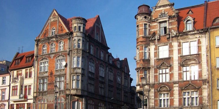 Місто Битом - StudentPortal