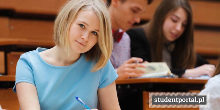 Стоимость учебы в Польше для студентов - StudentPortal