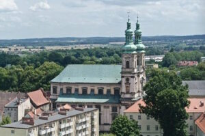 Костел Вознесіння Діви Марії - StudentPortal