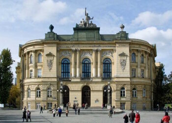 Варшавський политехніческий університет у Польщі - StudentPortal