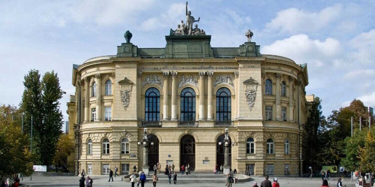 Варшавський политехніческий університет у Польщі - StudentPortal