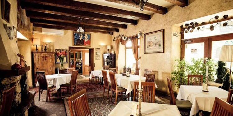 Лучшие рестораны Кракова вкусы Польши - StudentPortal