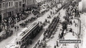 Польские войска на киевском Крещатике, май 1920 - StudentPortal