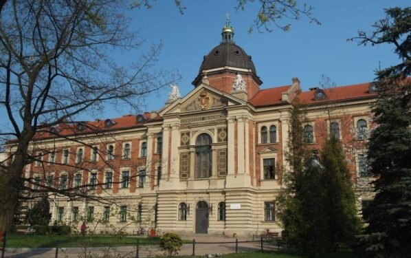 Краківський економічний університет у Польщі - StudentPortal